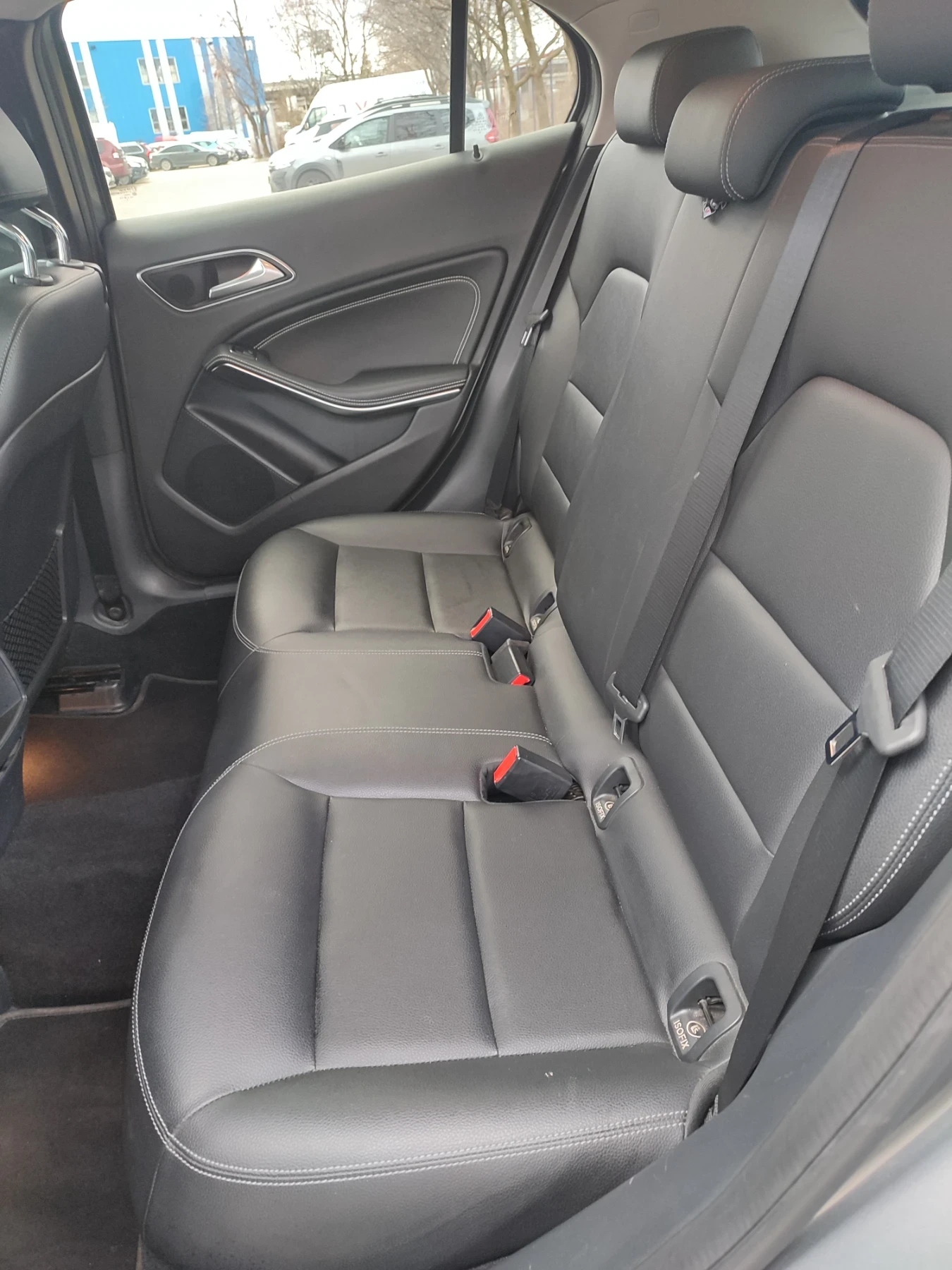 Mercedes-Benz GLA 200, снимка 13 - Автомобили и джипове - 55832995