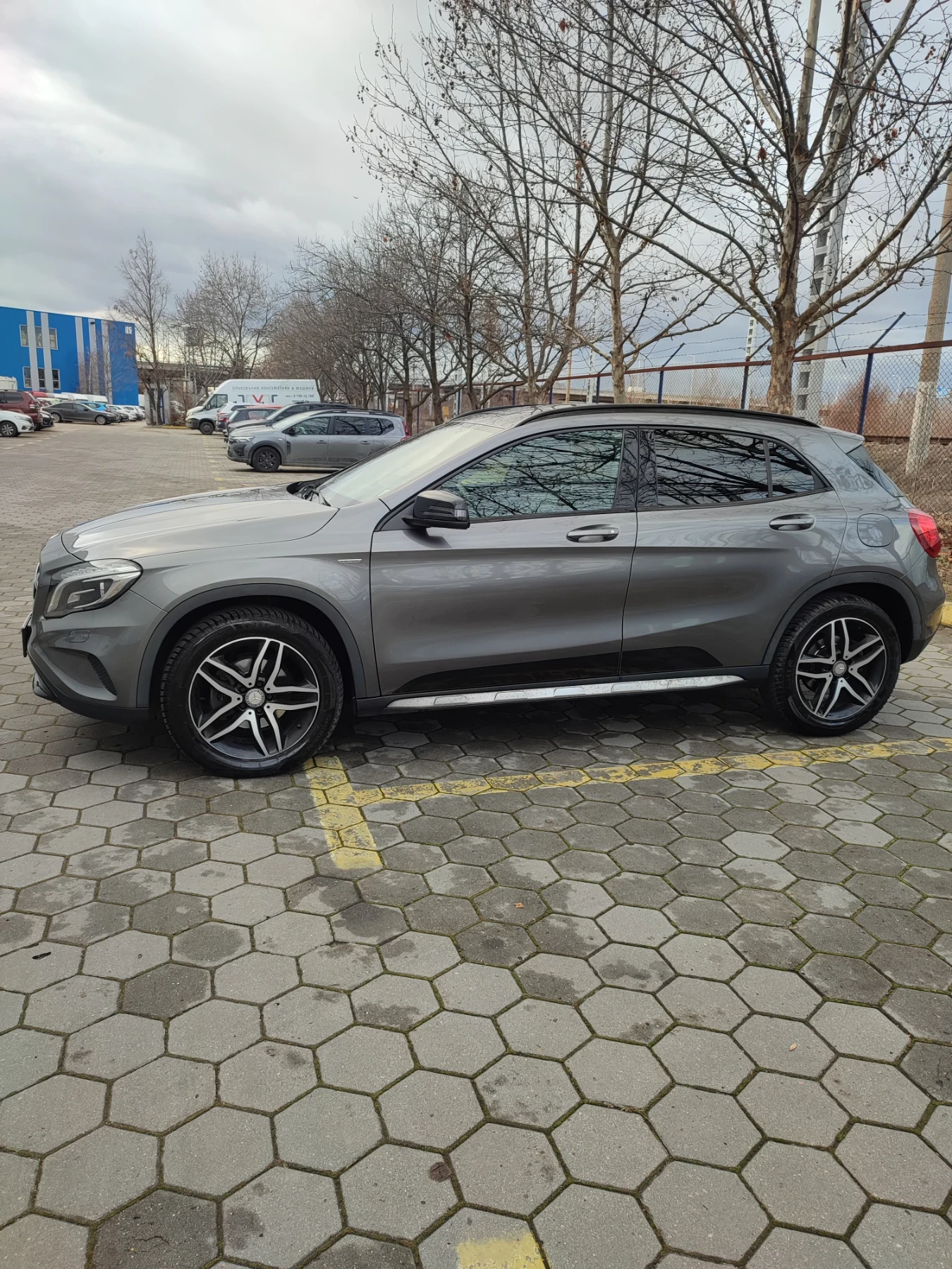 Mercedes-Benz GLA 200, снимка 2 - Автомобили и джипове - 55832995