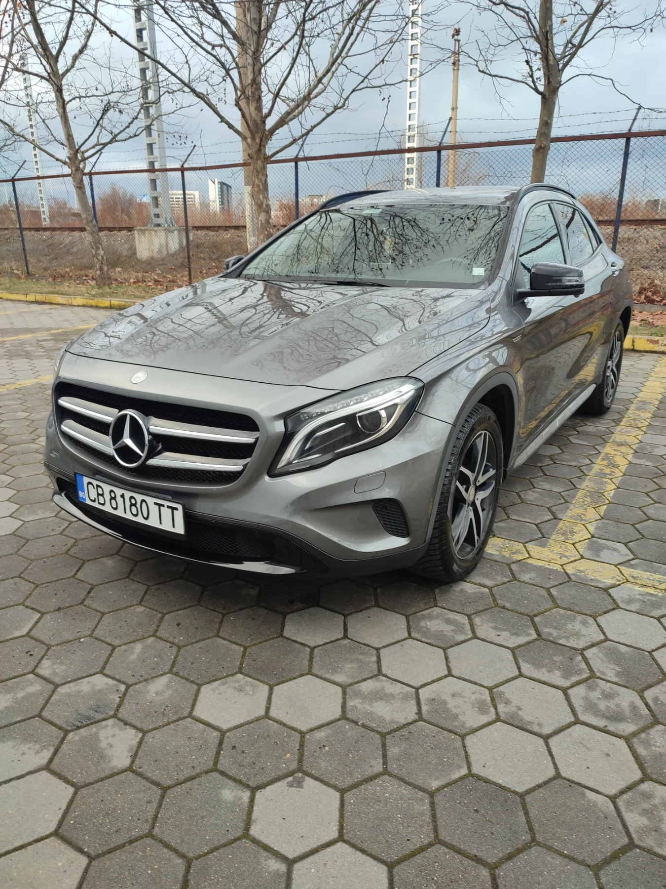 Mercedes-Benz GLA 200, снимка 3 - Автомобили и джипове - 55832995