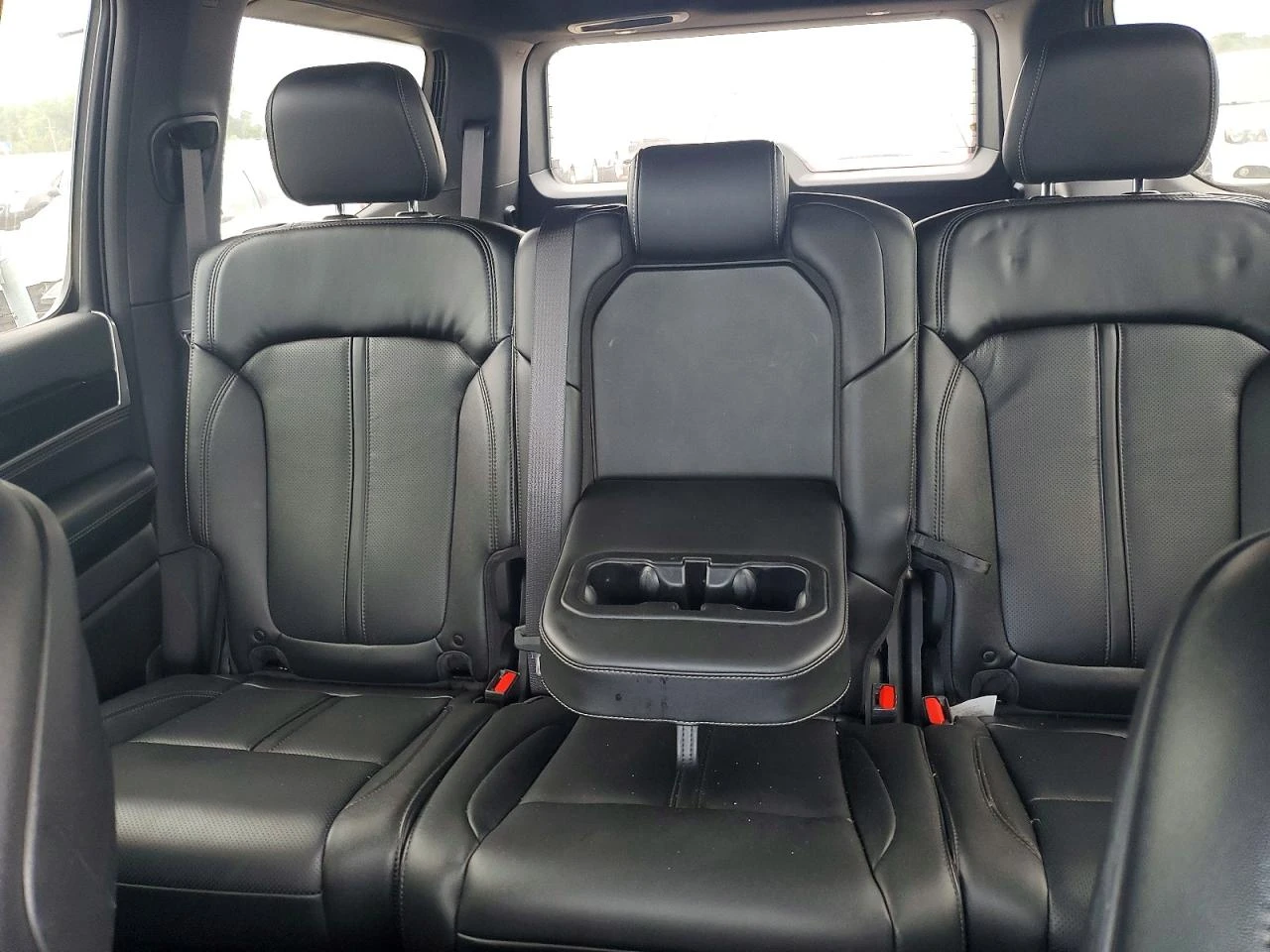 Jeep Grand Wagoneer 5.7l Wagoneer Series I, снимка 10 - Автомобили и джипове - 55977004
