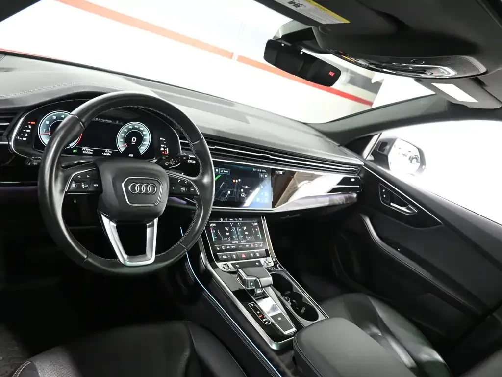 Audi Q8 55TFSI* S-LINE* 360* ОБДУХ* ЦЕНА ДО БЪЛГАРИЯ, снимка 9 - Автомобили и джипове - 56118336