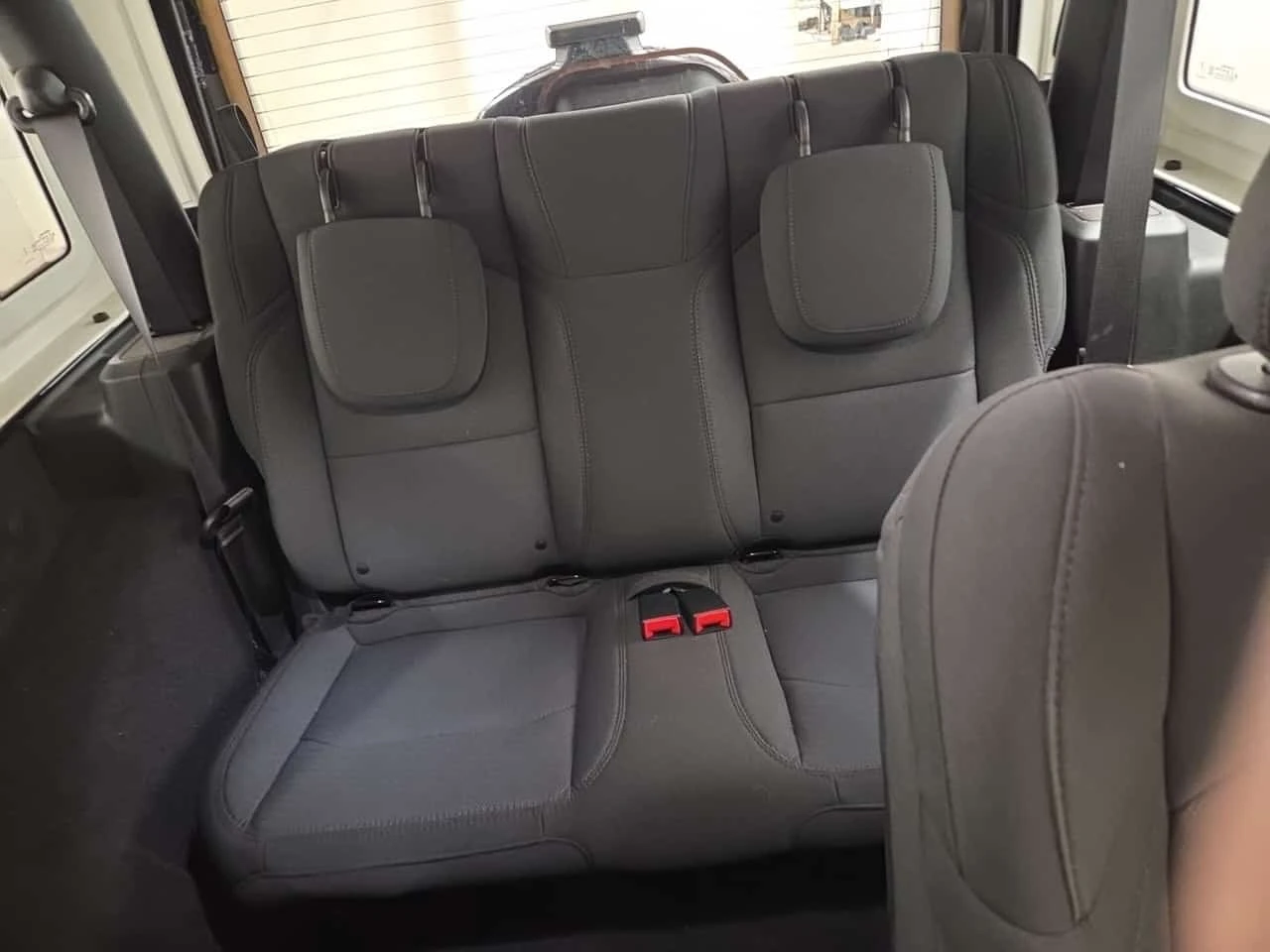 Jeep Wrangler * SPORT * CARFAX * ����� �� ����������� | Mobile.bg � ����������� 11