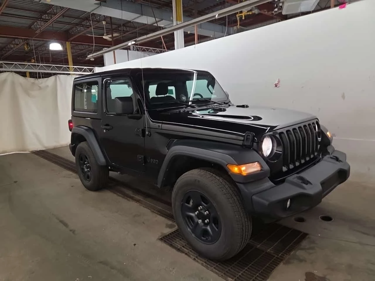 Jeep Wrangler * SPORT * CARFAX * ����� �� ����������� | Mobile.bg � ����������� 2