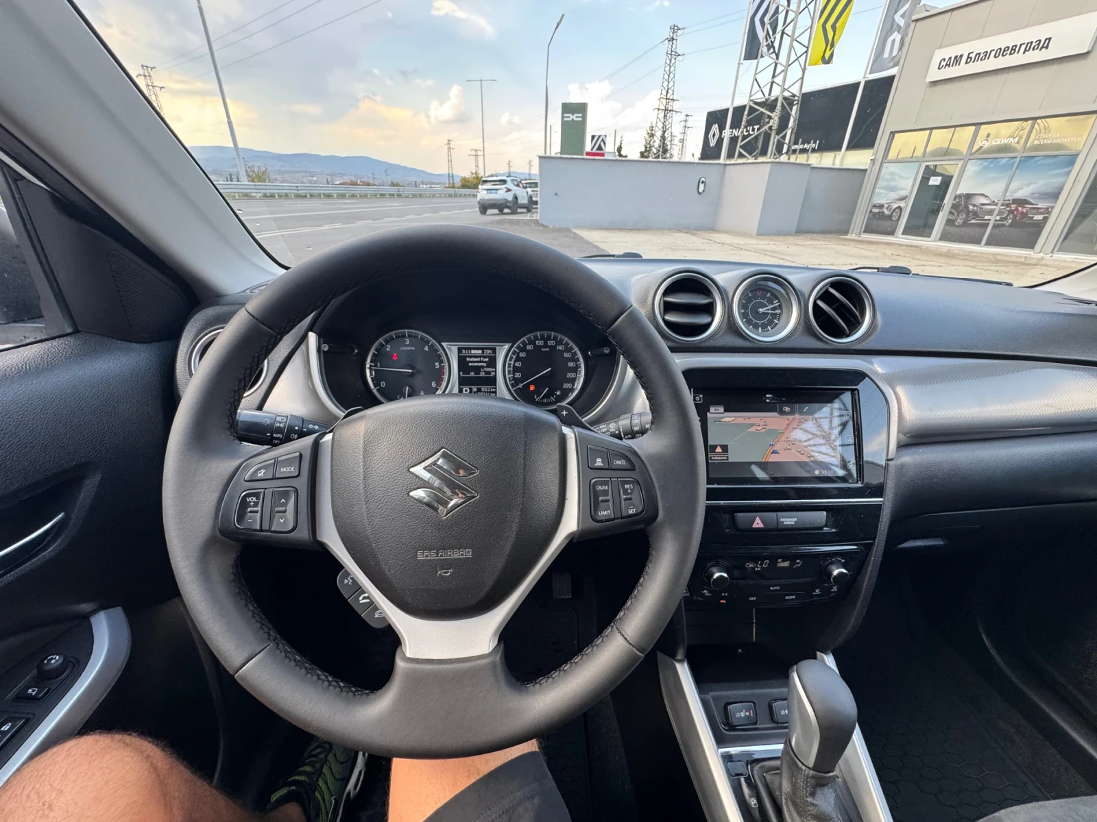 Suzuki Vitara 1.6D 4x4 All grip Key less, снимка 14 - Автомобили и джипове - 56656479