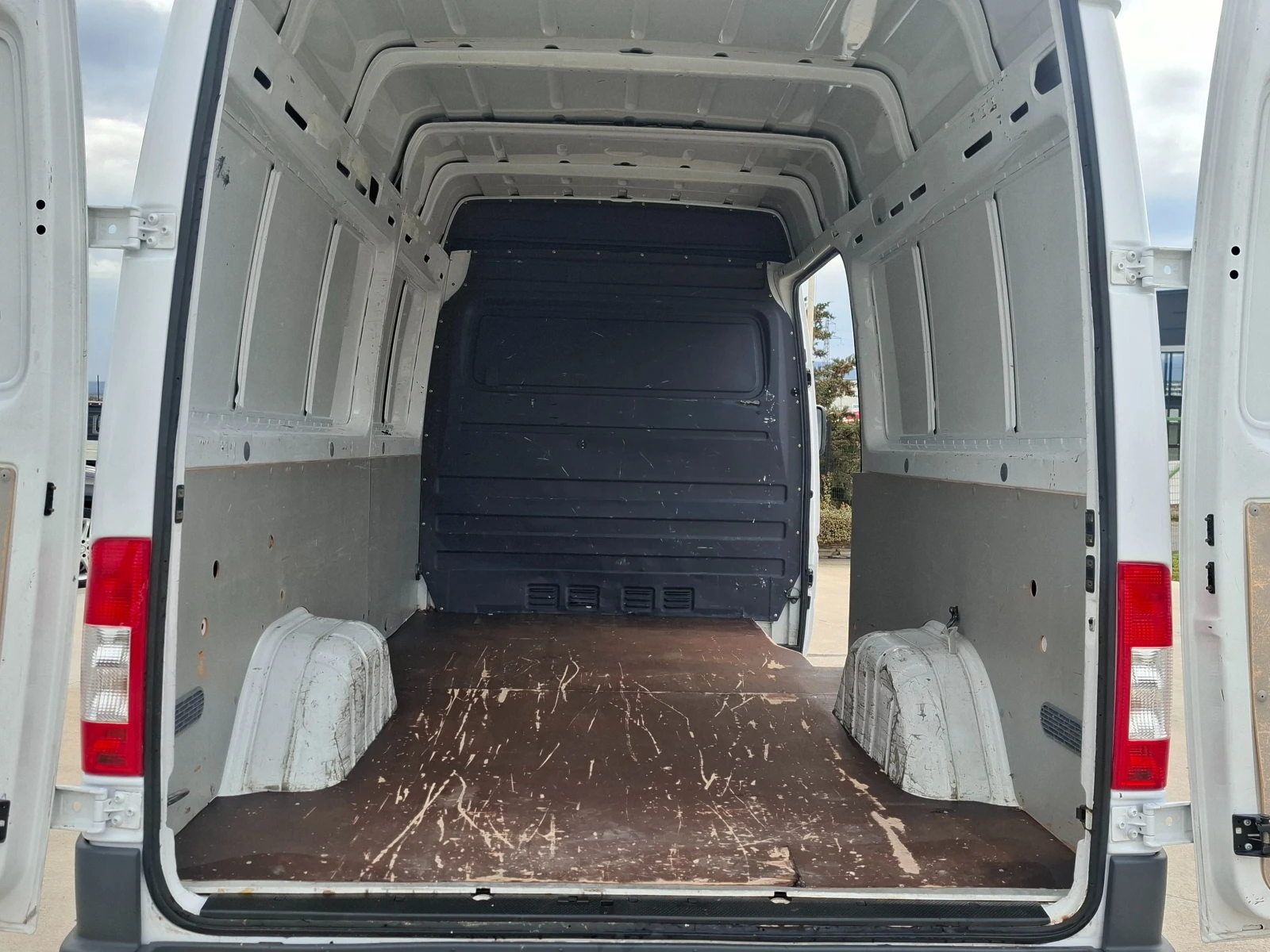 Mercedes-Benz Sprinter 313 CDI/Клима/FaceLift, снимка 11 - Бусове и автобуси - 53913432