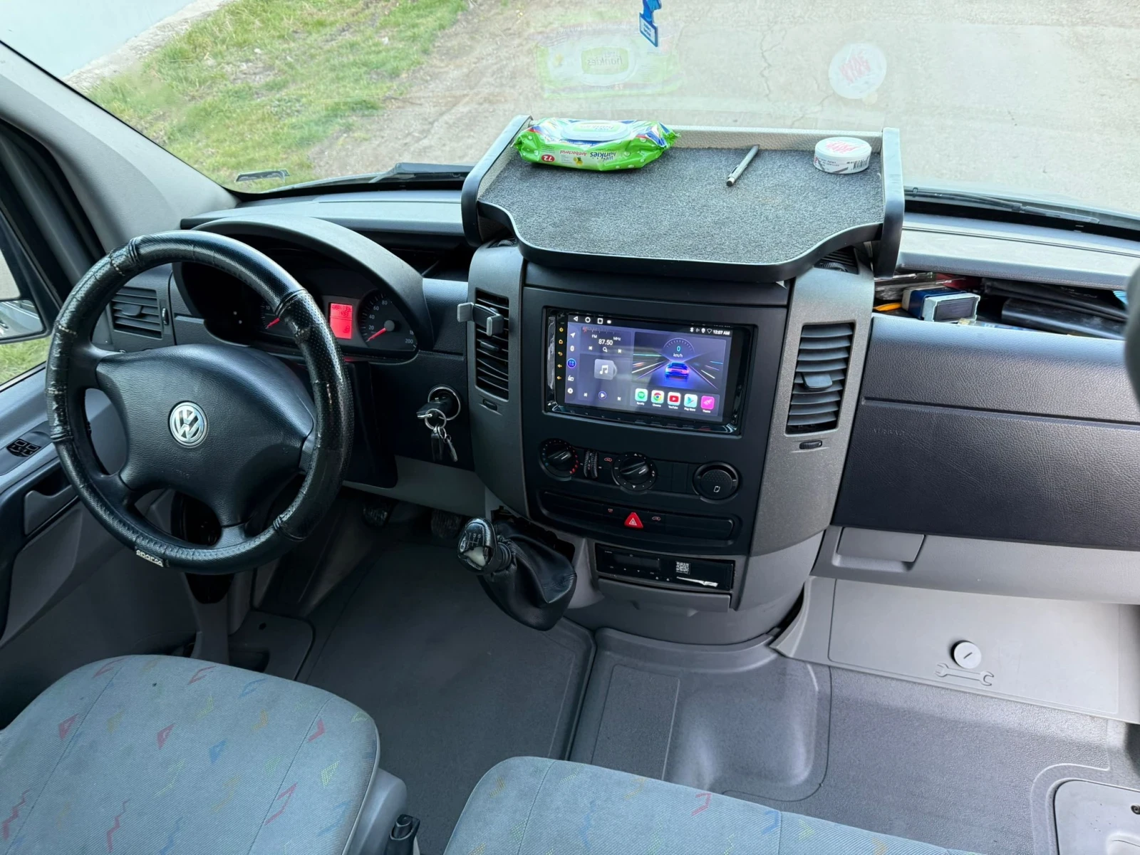 VW Crafter 2.5 136ps, снимка 8 - Бусове и автобуси - 54578254