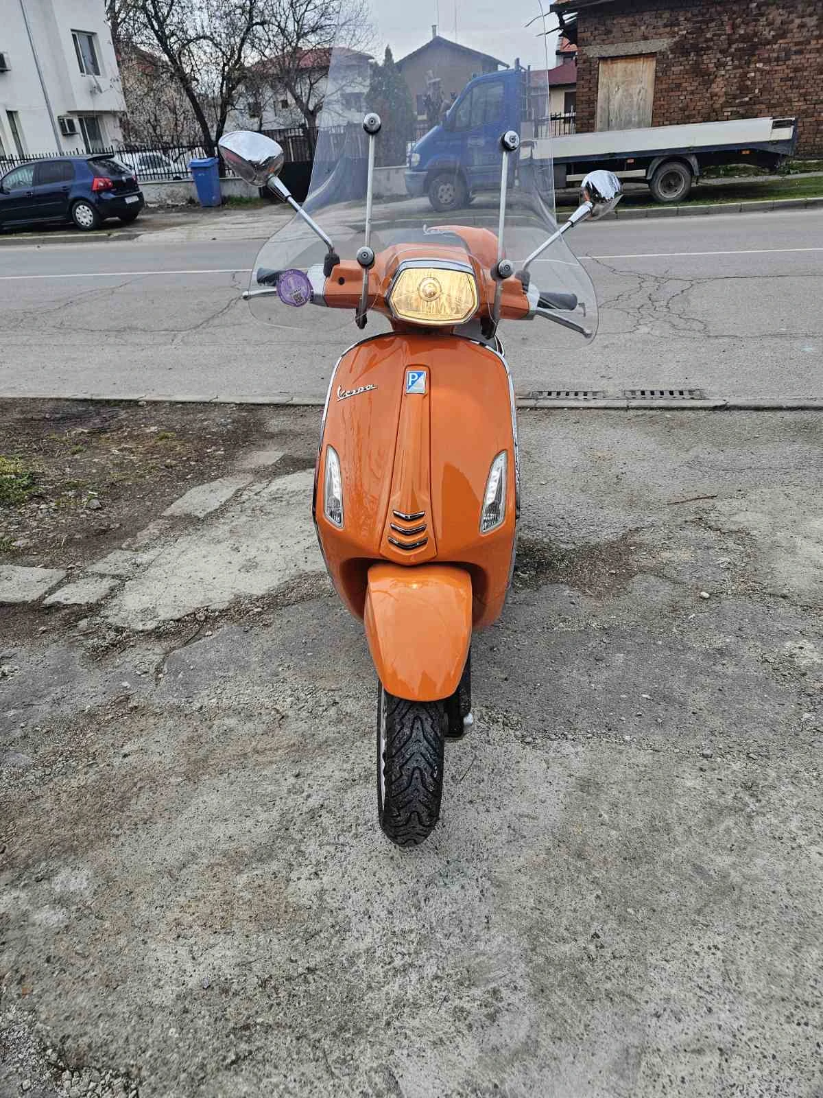 Vespa 125 Vespa GTS Sup Sport, снимка 4 - Мотоциклети и мототехника - 54067325