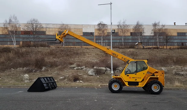 Телескопичен товарач Merlo P 40.9 K   4х4х4, снимка 7 - Селскостопанска техника - 49098670