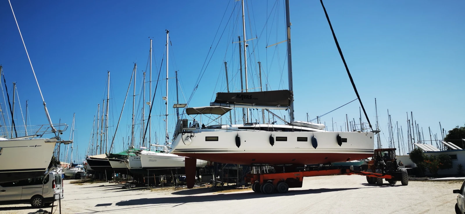 Ветроходна лодка Jeanneau 54 - изображение 5