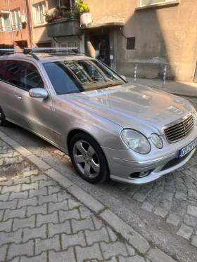 Mercedes-Benz E 320, снимка 12