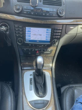 Mercedes-Benz E 320, снимка 16