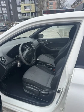 Hyundai I20, снимка 6