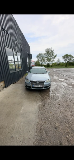 VW Passat 2.0TDI, снимка 2