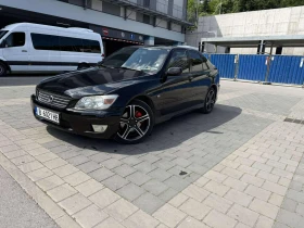  Lexus IS 200
