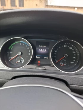 VW Golf 35.6kw - 15000 € / 29337.45 лв. - 98991588 12