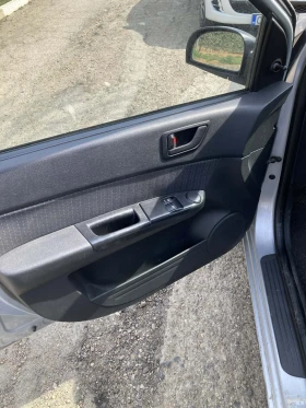 Hyundai Getz 1.1 - 1400 € / 2738.16 лв. - 27744776 7