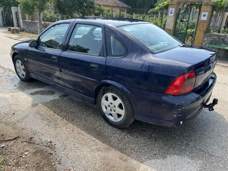 Opel Vectra 2.0, снимка 6 - Автомобили и джипове - 46723879