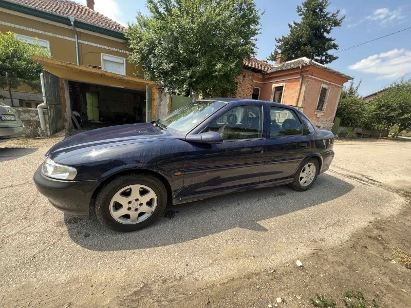 Opel Vectra 2.0, снимка 12 - Автомобили и джипове - 46723879