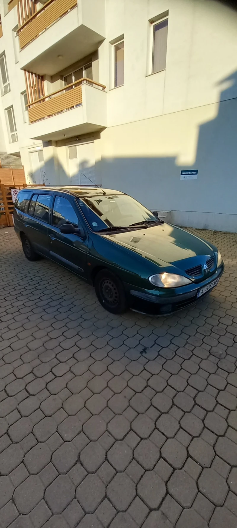 Renault Megane 2, снимка 4 - Автомобили и джипове - 48452160