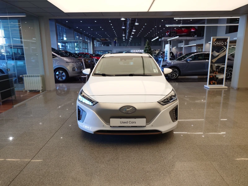 Hyundai Ioniq EV GLS Exclusive, снимка 5 - Автомобили и джипове - 48812935