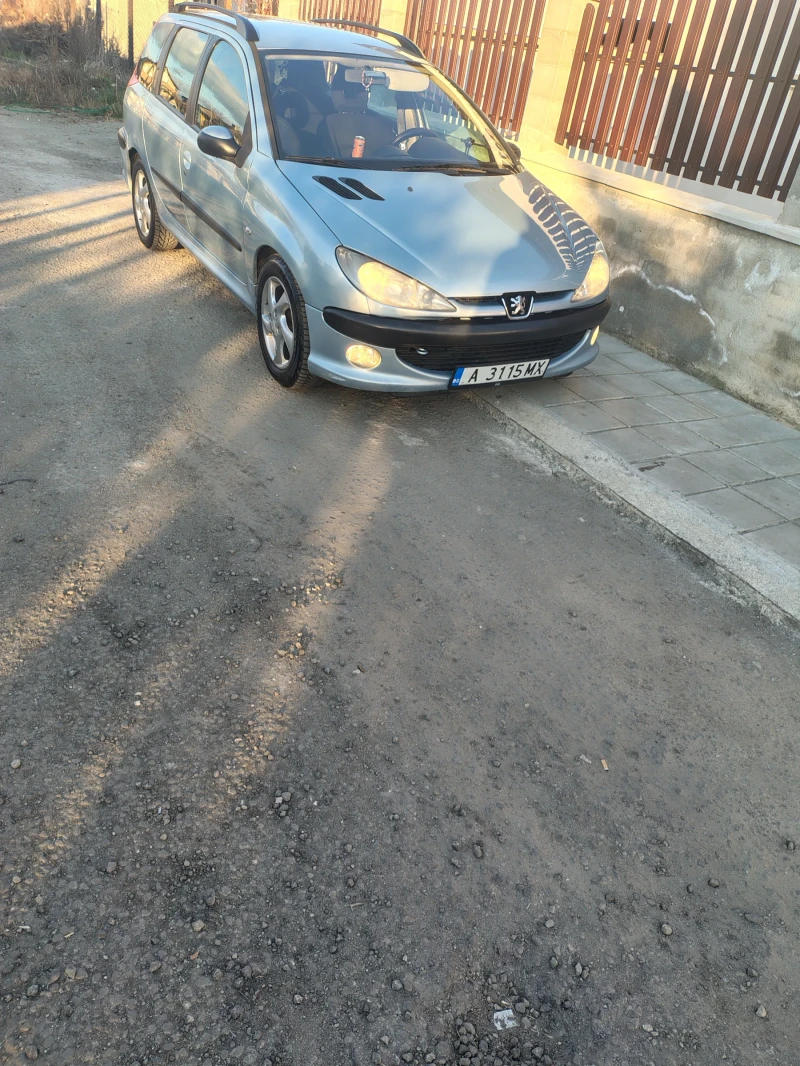 Peugeot 206 2.0 HDI 90кс, снимка 1 - Автомобили и джипове - 49308816