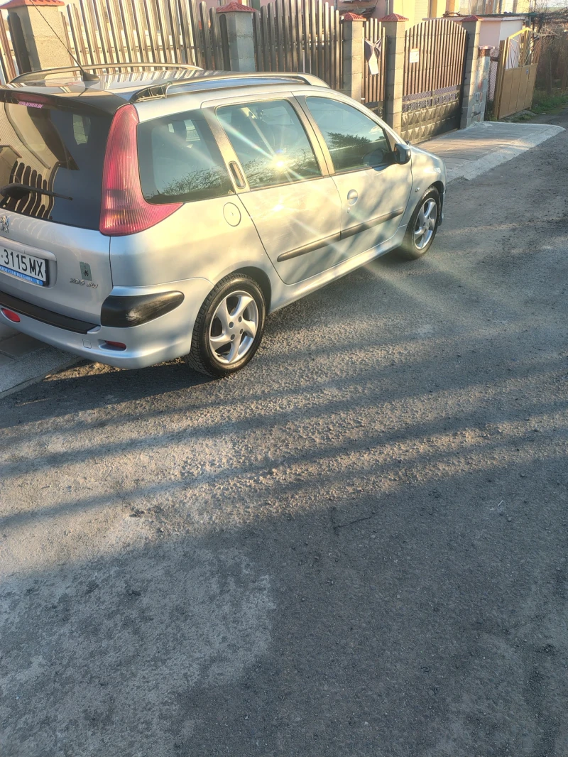 Peugeot 206 2.0 HDI 90кс, снимка 2 - Автомобили и джипове - 49308816