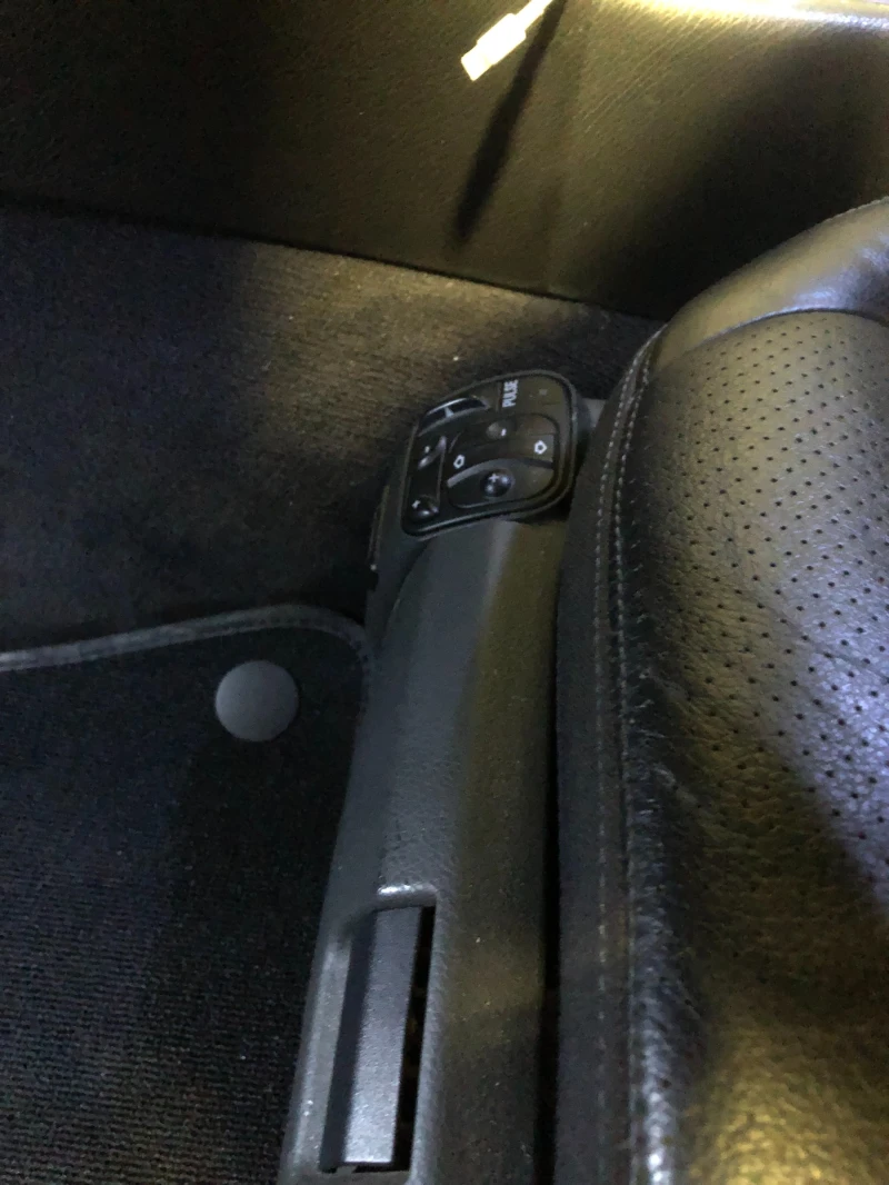 Mercedes-Benz E 320, снимка 6 - Автомобили и джипове - 52621002