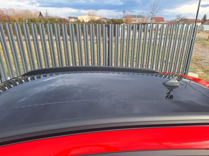 Ford Fiesta Activ, снимка 10 - Автомобили и джипове - 52881588