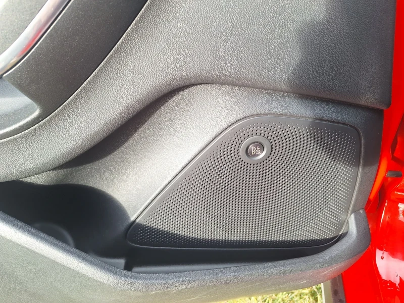 Ford Fiesta Activ, снимка 14 - Автомобили и джипове - 52881588
