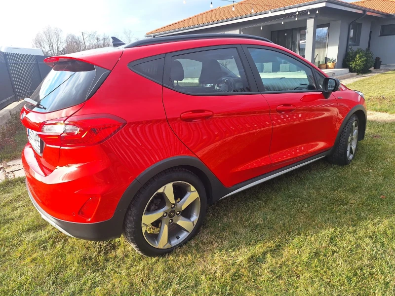 Ford Fiesta Activ, снимка 3 - Автомобили и джипове - 52881588