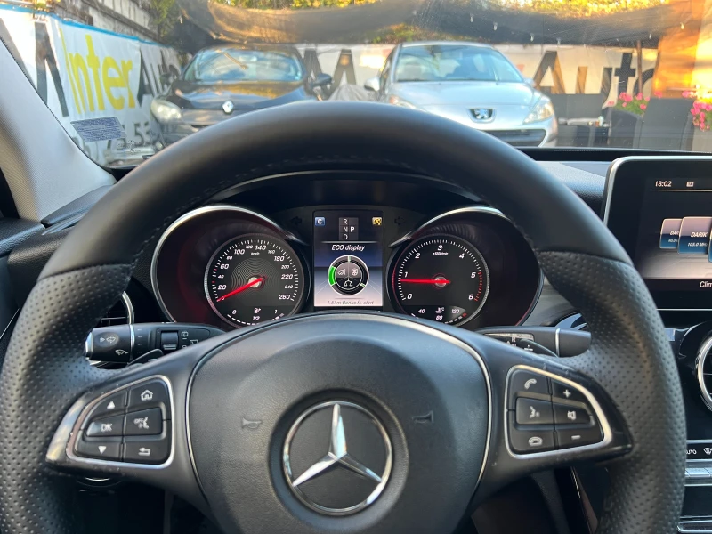 Mercedes-Benz C 220 CDI 4-MATIC/AMG/FULL LED/9G/AIRMATIC, снимка 9 - Автомобили и джипове - 52171229