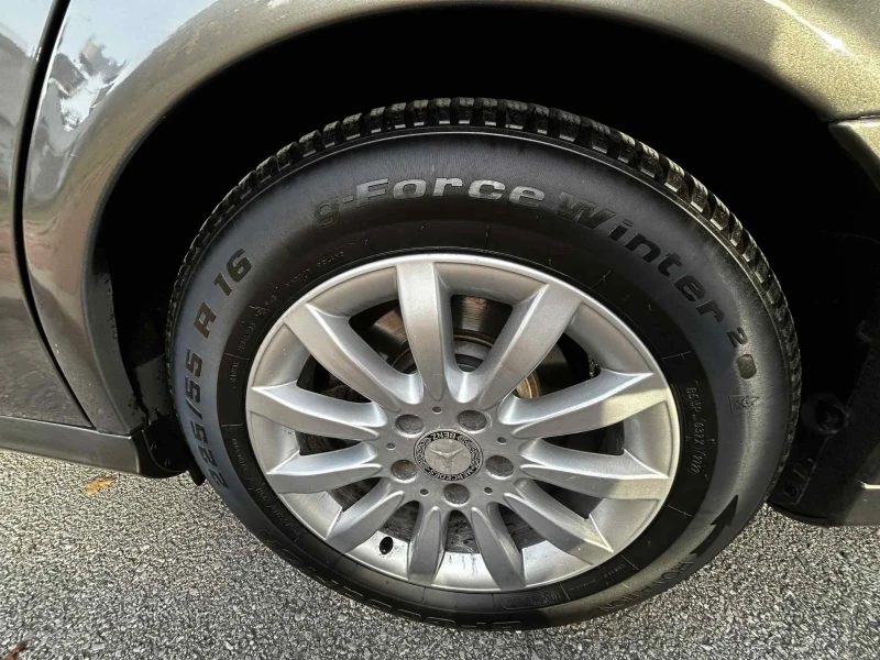 Mercedes-Benz E 280, снимка 3 - Автомобили и джипове - 52595106