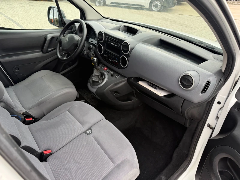 Peugeot Partner 1.6HDI Климатик Euro 5b, снимка 9 - Автомобили и джипове - 52703738