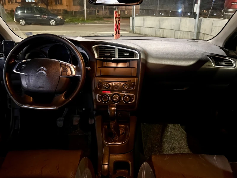 Citroen C4 1.6i, снимка 10 - Автомобили и джипове - 52909968