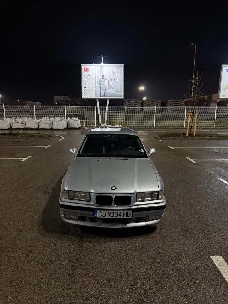 BMW 320 M50B20 Vanos , снимка 2 - Автомобили и джипове - 53035260