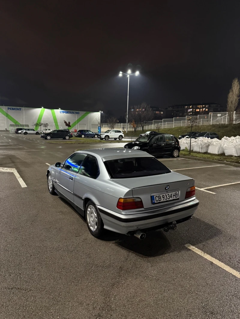 BMW 320 M50B20 Vanos , снимка 6 - Автомобили и джипове - 53035260