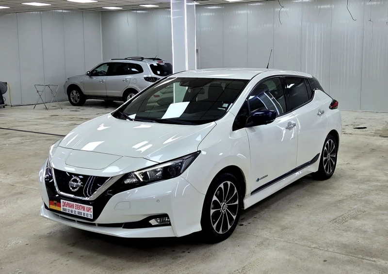 Nissan Leaf , снимка 6 - Автомобили и джипове - 53048668