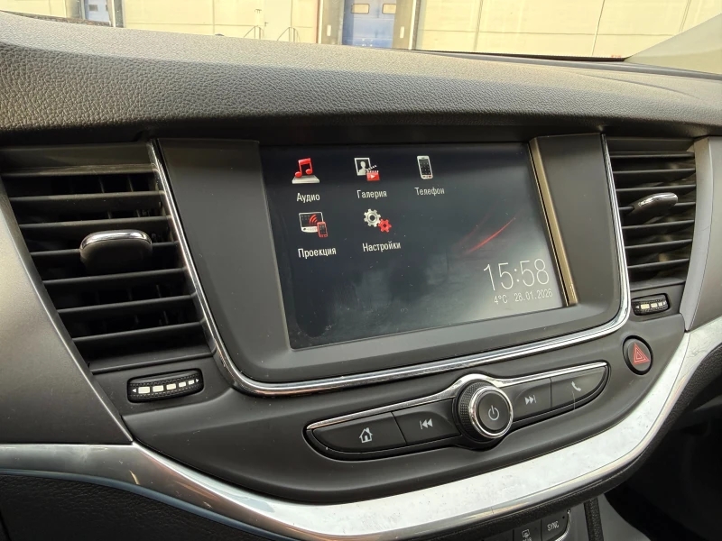 Opel Astra, снимка 12 - Автомобили и джипове - 53271560