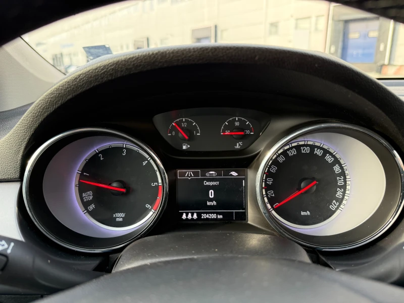 Opel Astra, снимка 13 - Автомобили и джипове - 53271560