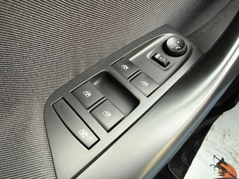 Opel Astra, снимка 14 - Автомобили и джипове - 53271560