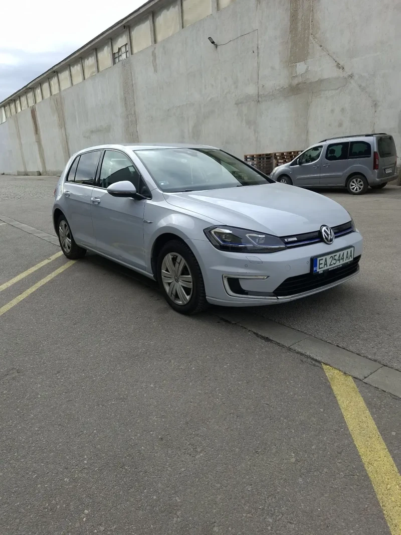 VW Golf 35.6kw, снимка 5 - Автомобили и джипове - 53455529