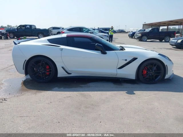 Chevrolet Corvette STINGRAY Z51, Минимална щета, Сервизна история!, снимка 3 - Автомобили и джипове - 48744454