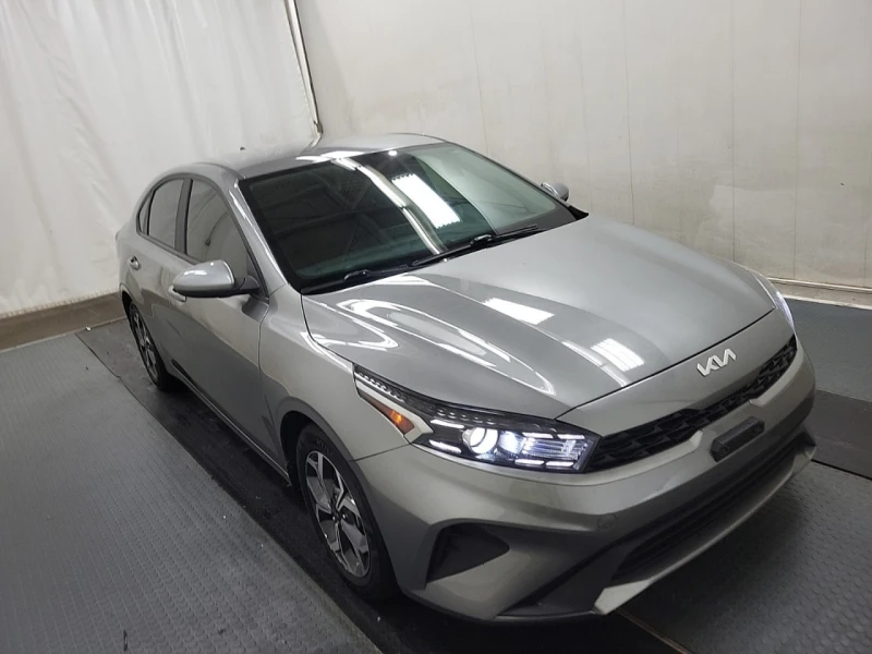 Kia Forte * CARFAX * АВТО КРЕДИТ * ЦЕНА ДО БГ! - 28999 лв. - 10833370 1