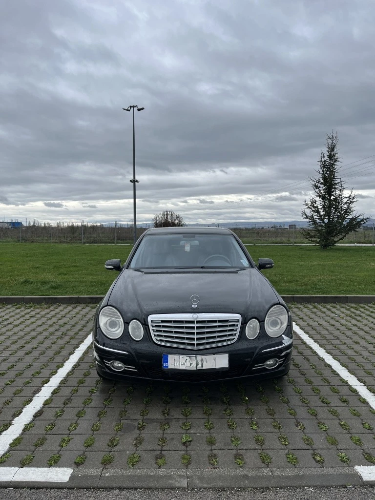 Mercedes-Benz E 350 4 Matic Avantgarde Facelift, снимка 3 - Автомобили и джипове - 55667705