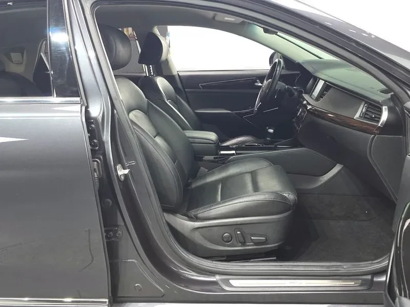 Kia K7 3.3 Gdi Limited Plus, снимка 10 - Автомобили и джипове - 56128059
