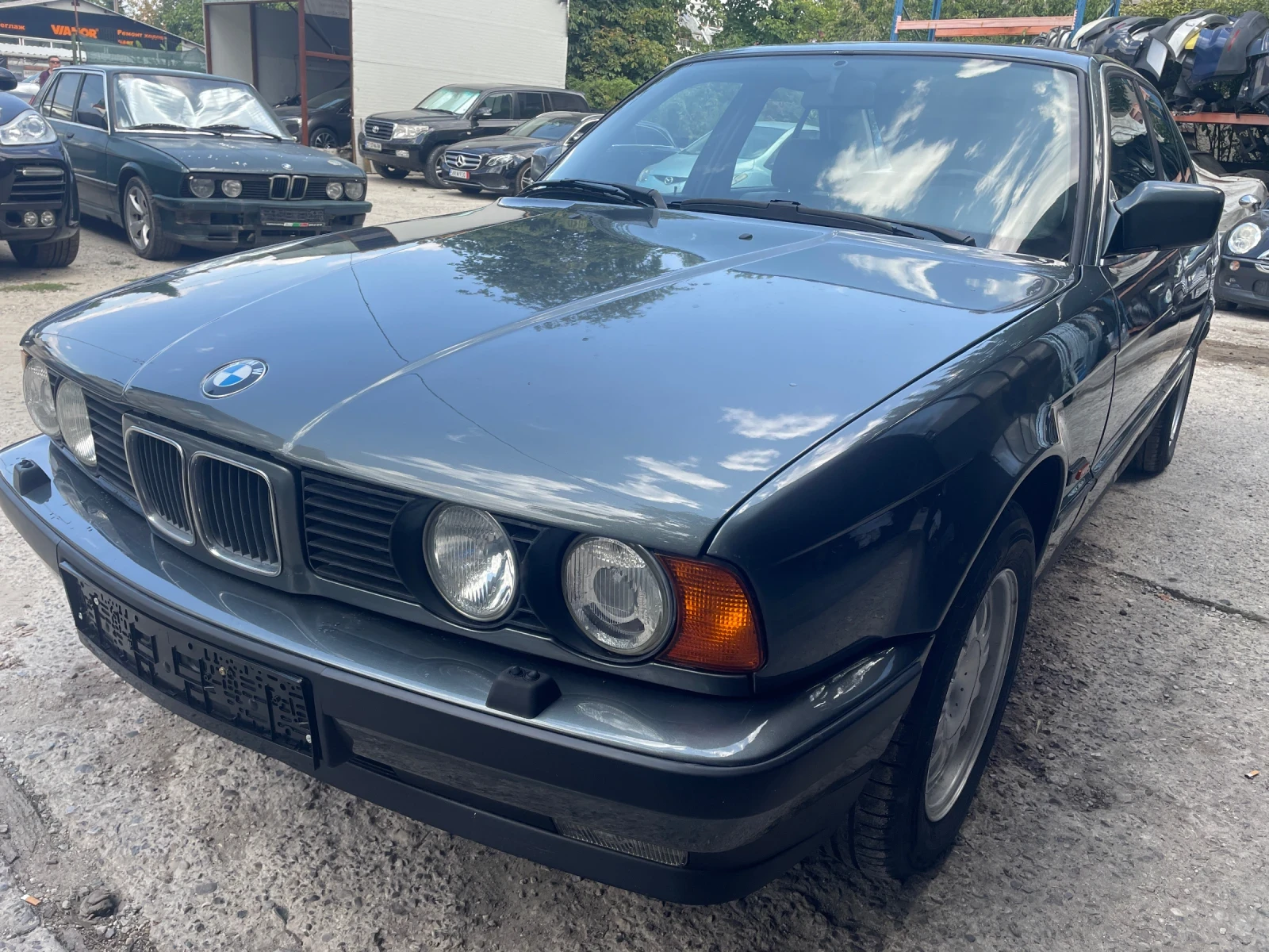 BMW 525 Автоматик - изображение 3