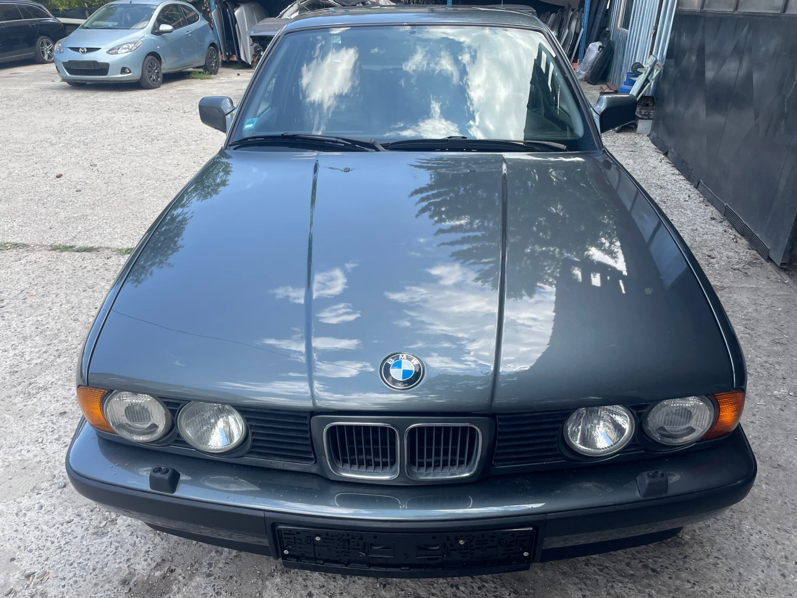 BMW 525 Автоматик - изображение 2