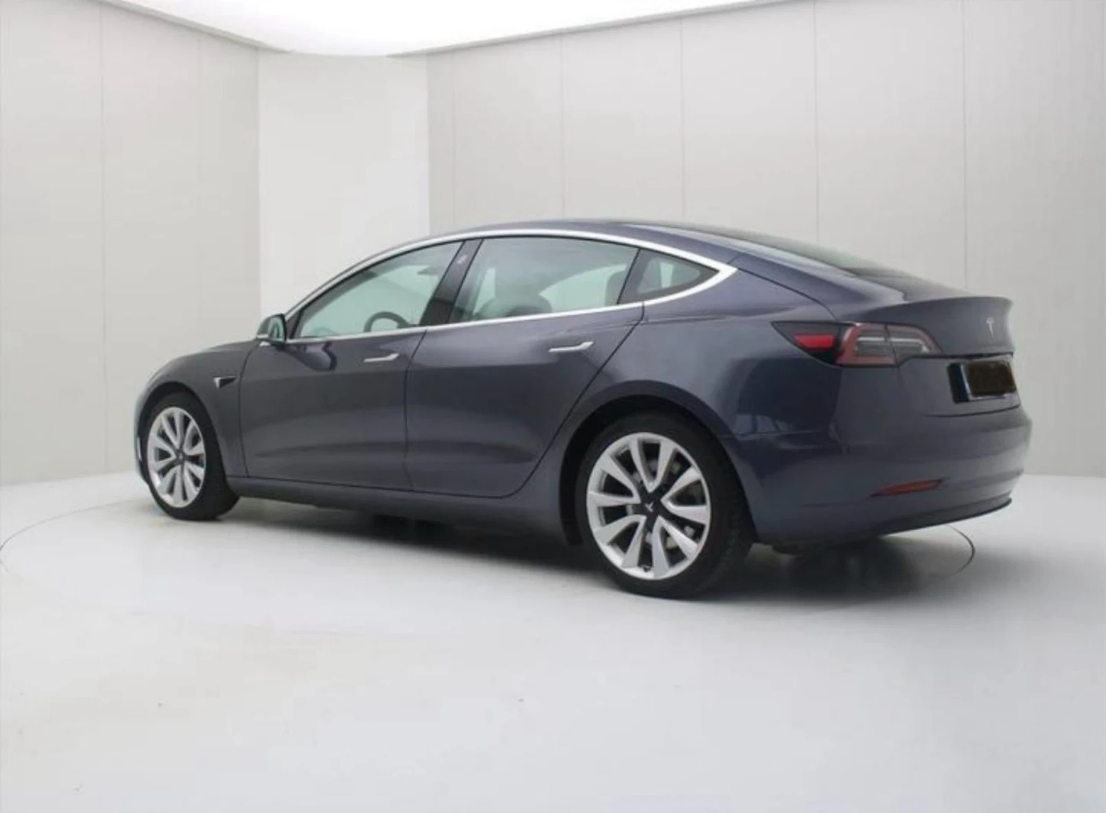 Tesla Model 3 Long Range 4x4 FSD - изображение 2