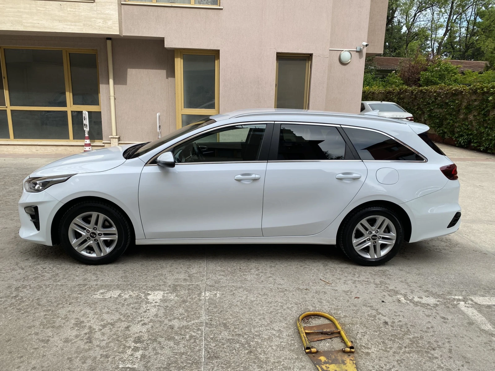 Kia Ceed 1.4 T-GDI Top SW - изображение 8