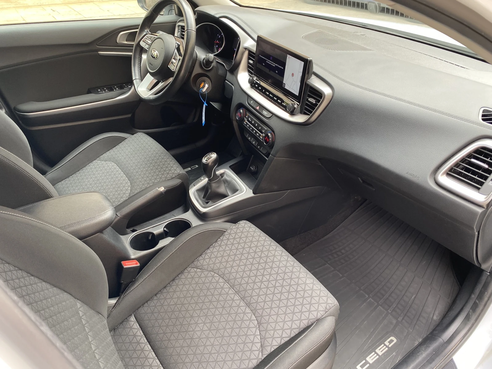 Kia Ceed 1.4 T-GDI Top SW - изображение 10
